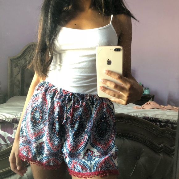 High Waisted Printed Shorts S - Picture 3 of 6